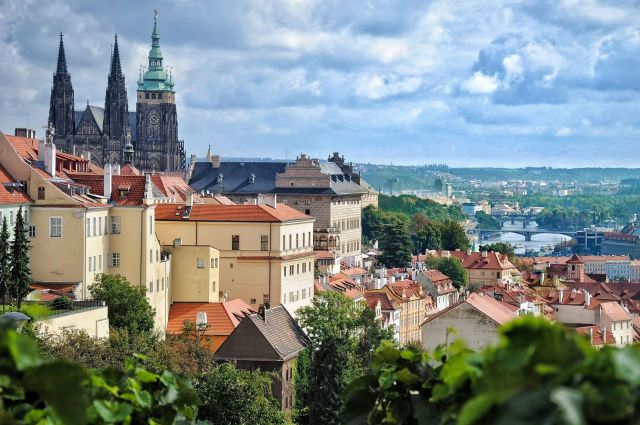 Grand Prag & Nurnberg & Berlin Turu Ajet Ile